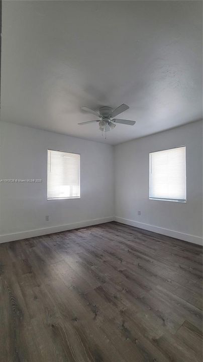 Recently Rented: $2,450 (2 beds, 2 baths, 900 Square Feet)