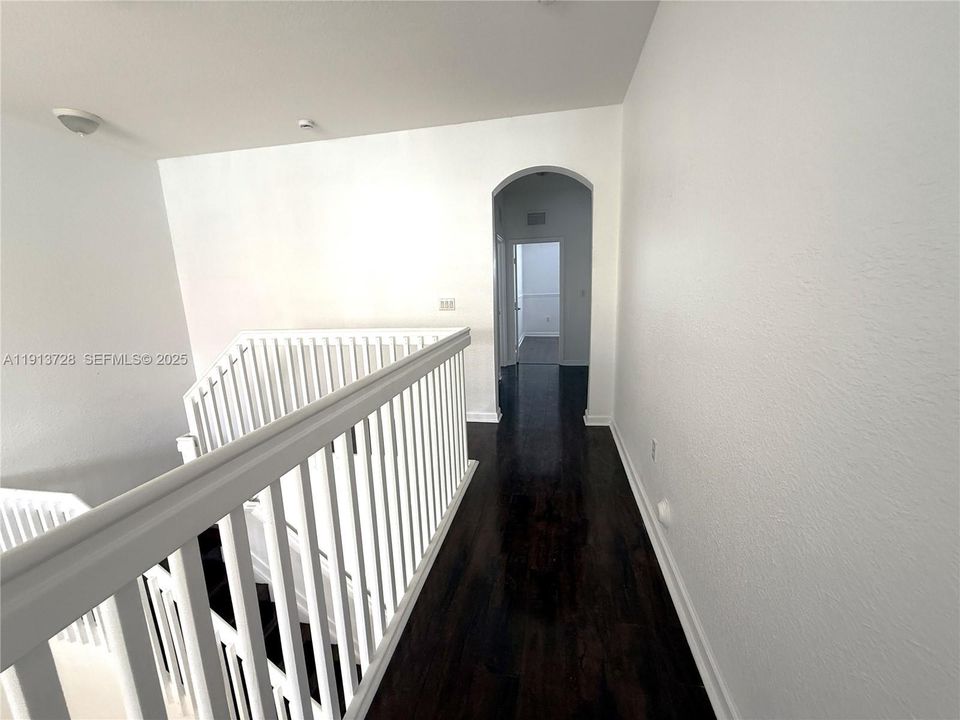 出租: $4,000 (3 贝兹, 2 浴室, 2014 平方英尺)