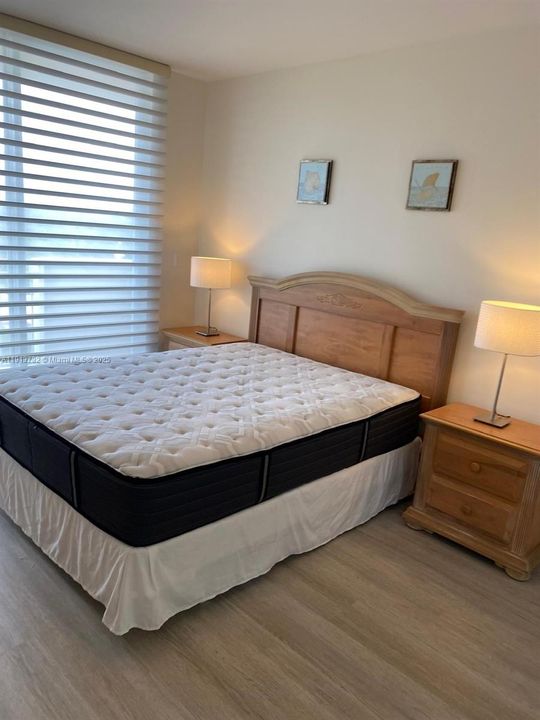 For Rent: $3,200 (2 beds, 2 baths, 1241 Square Feet)