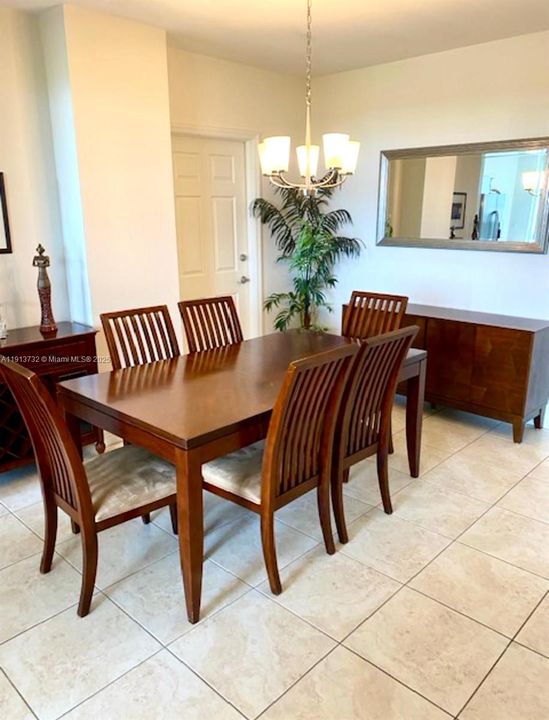 For Rent: $3,200 (2 beds, 2 baths, 1241 Square Feet)