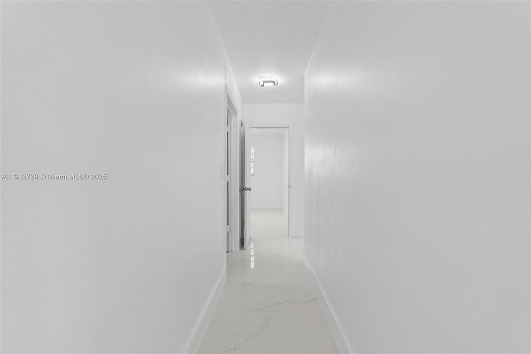 Active With Contract: $529,900 (5 beds, 3 baths, 1516 Square Feet)