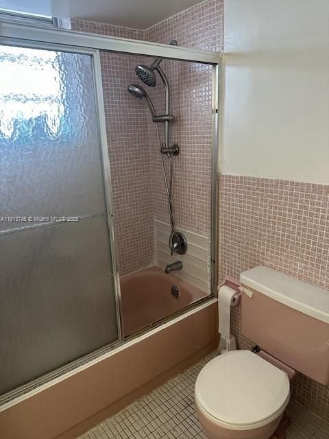 For Sale: $140,000 (1 beds, 1 baths, 921 Square Feet)