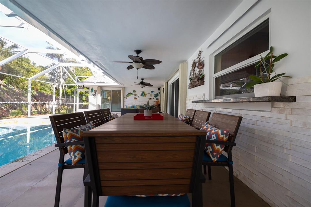 待售: $1,529,000 (4 贝兹, 3 浴室, 3218 平方英尺)