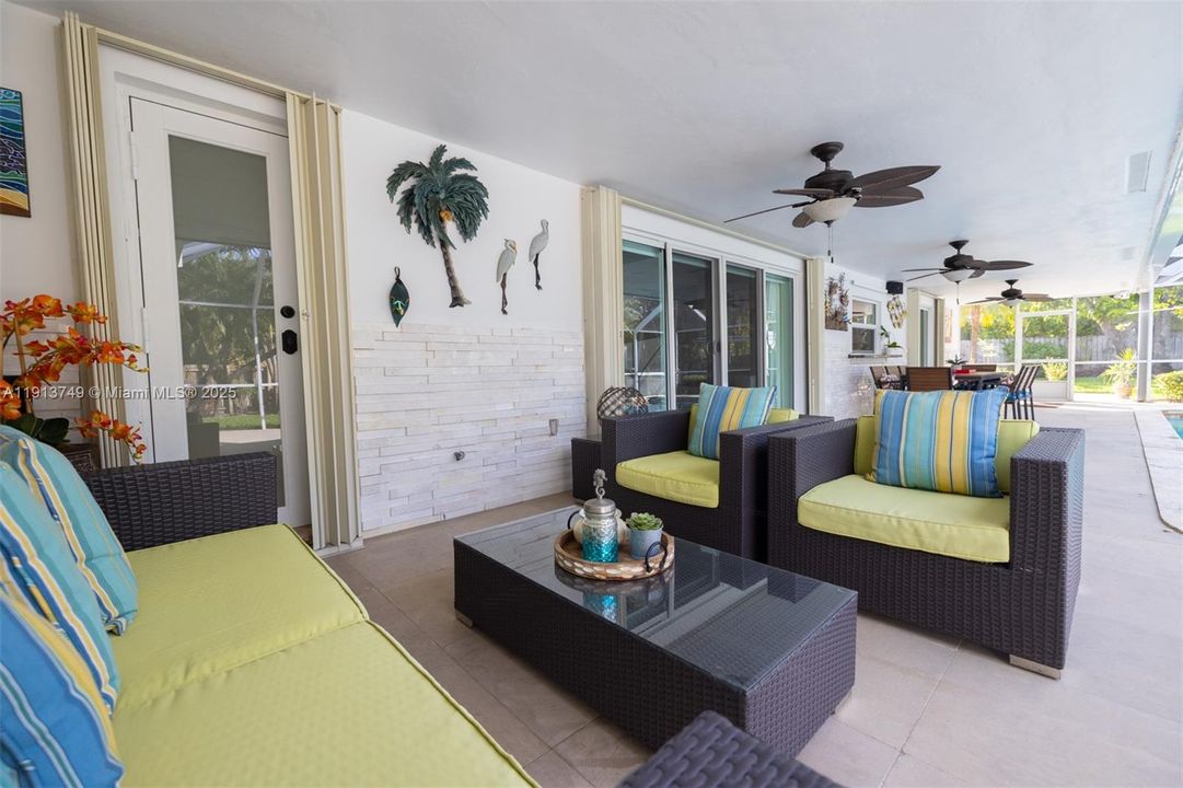 待售: $1,529,000 (4 贝兹, 3 浴室, 3218 平方英尺)