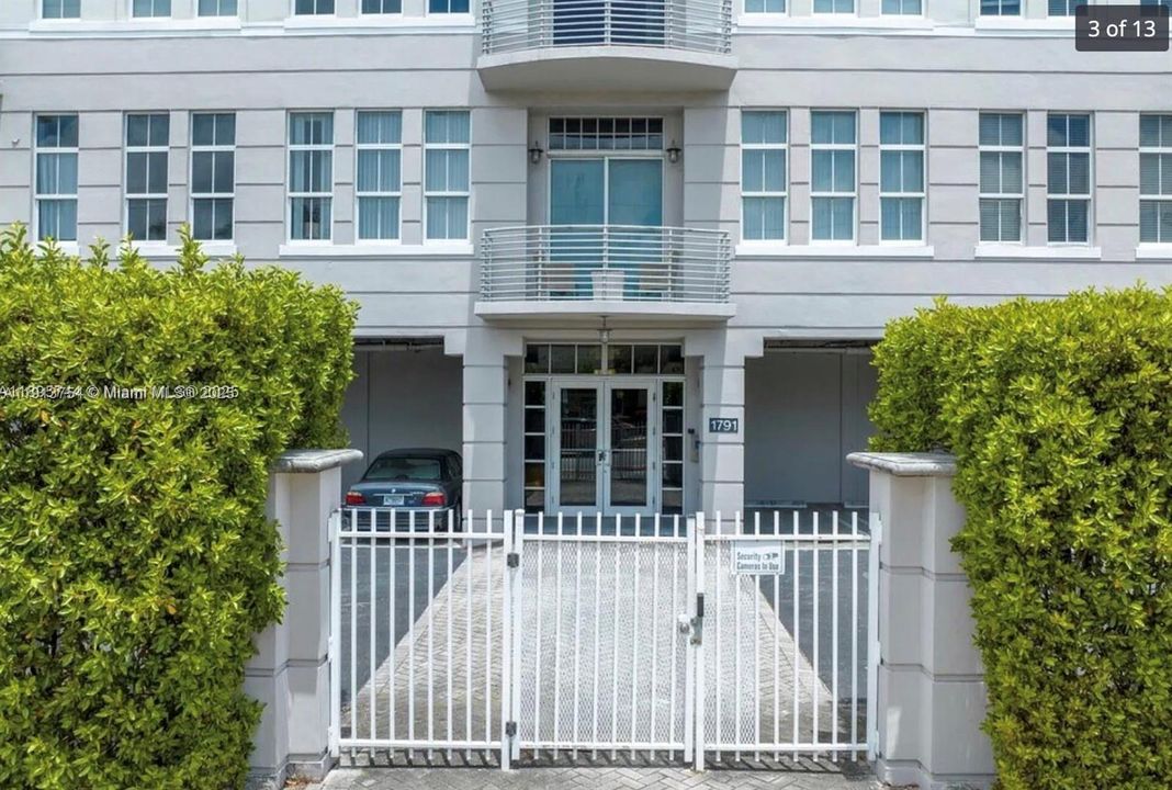 For Sale: $380,000 (2 beds, 2 baths, 1234 Square Feet)