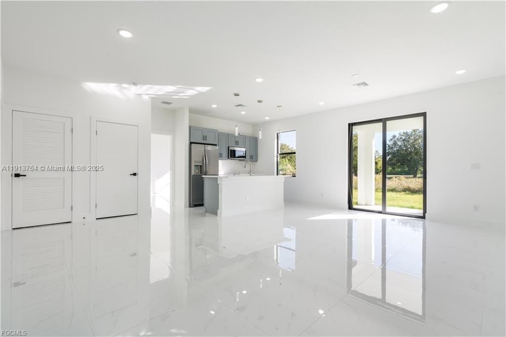 For Sale: $339,999 (3 beds, 2 baths, 0 Square Feet)