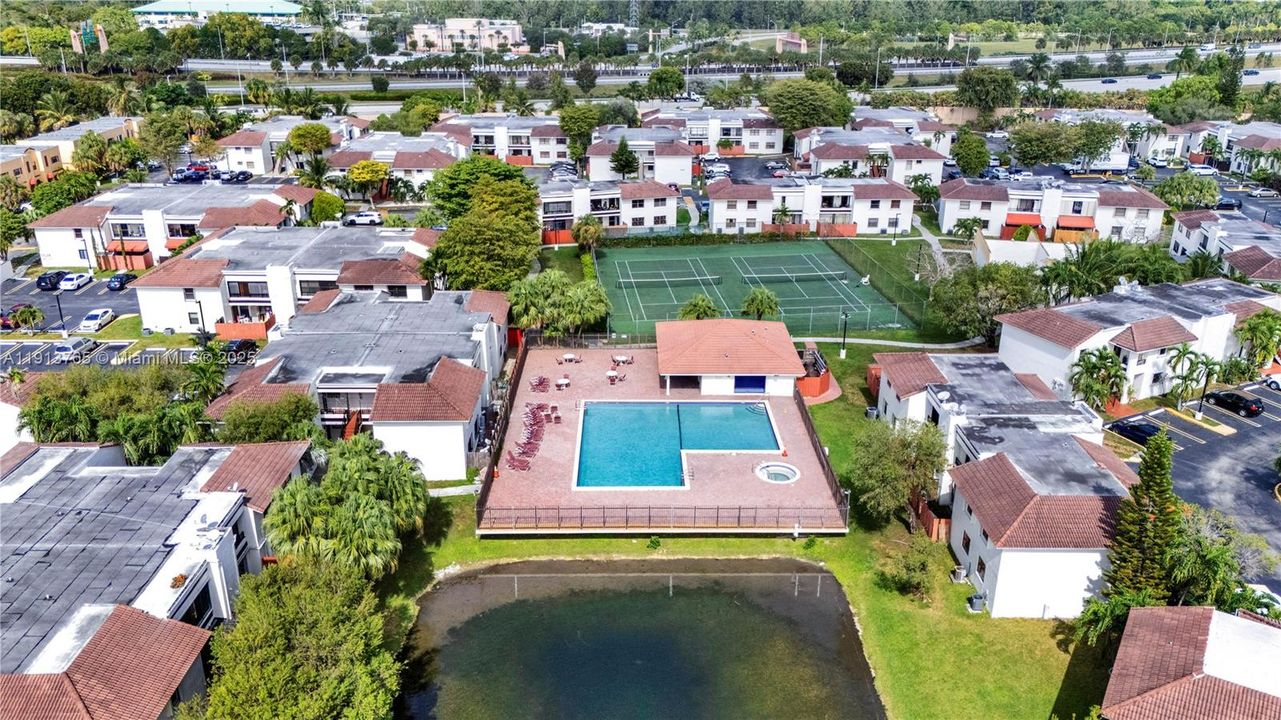 For Sale: $352,000 (3 beds, 2 baths, 1215 Square Feet)