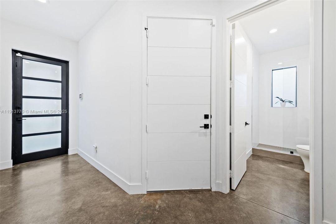 На продажу: $999,000 (3 спален, 3 ванн, 1906 Квадратных фут)