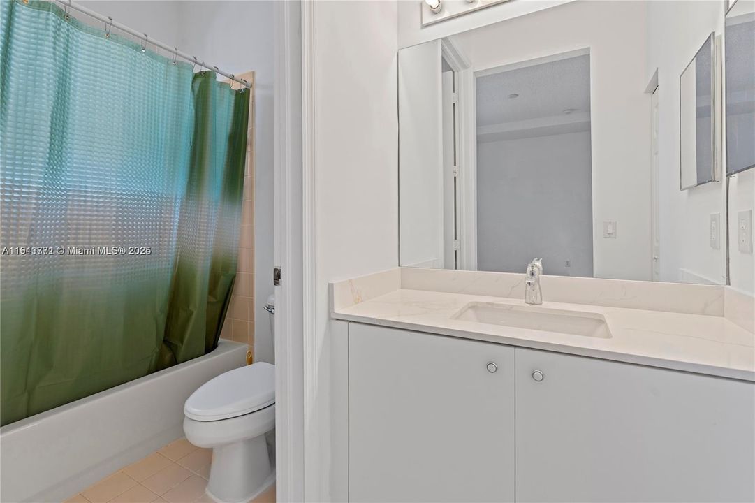 出租: $2,600 (4 贝兹, 3 浴室, 1544 平方英尺)