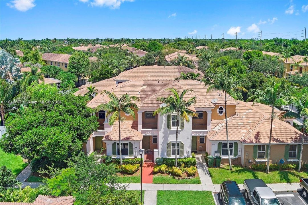 出租: $2,600 (4 贝兹, 3 浴室, 1544 平方英尺)