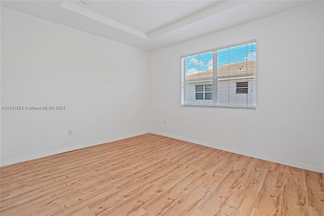 出租: $2,600 (4 贝兹, 3 浴室, 1544 平方英尺)