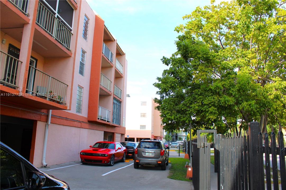 En Renta: $1,750 (1 camas, 1 baños, 700 Pies cuadrados)