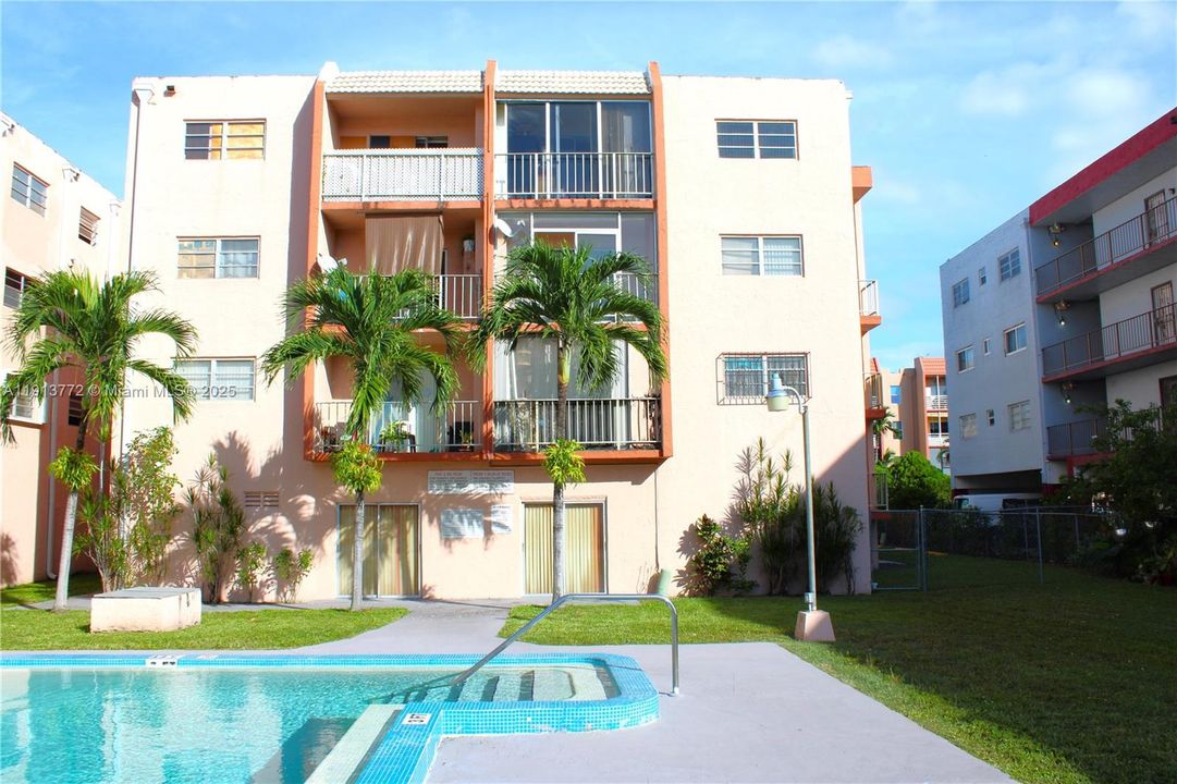 En Renta: $1,750 (1 camas, 1 baños, 700 Pies cuadrados)