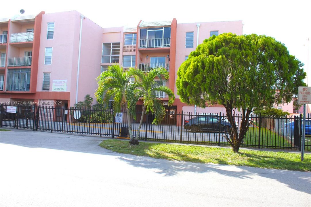 En Renta: $1,750 (1 camas, 1 baños, 700 Pies cuadrados)