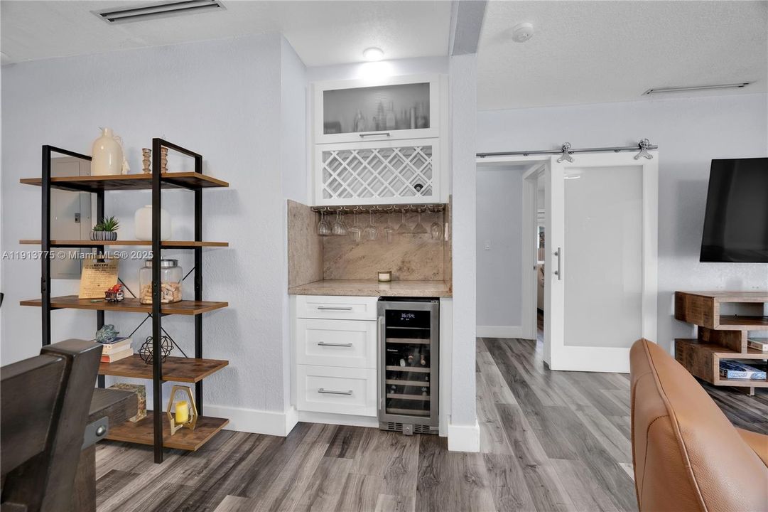 Active With Contract: $749,000 (3 beds, 2 baths, 2030 Square Feet)