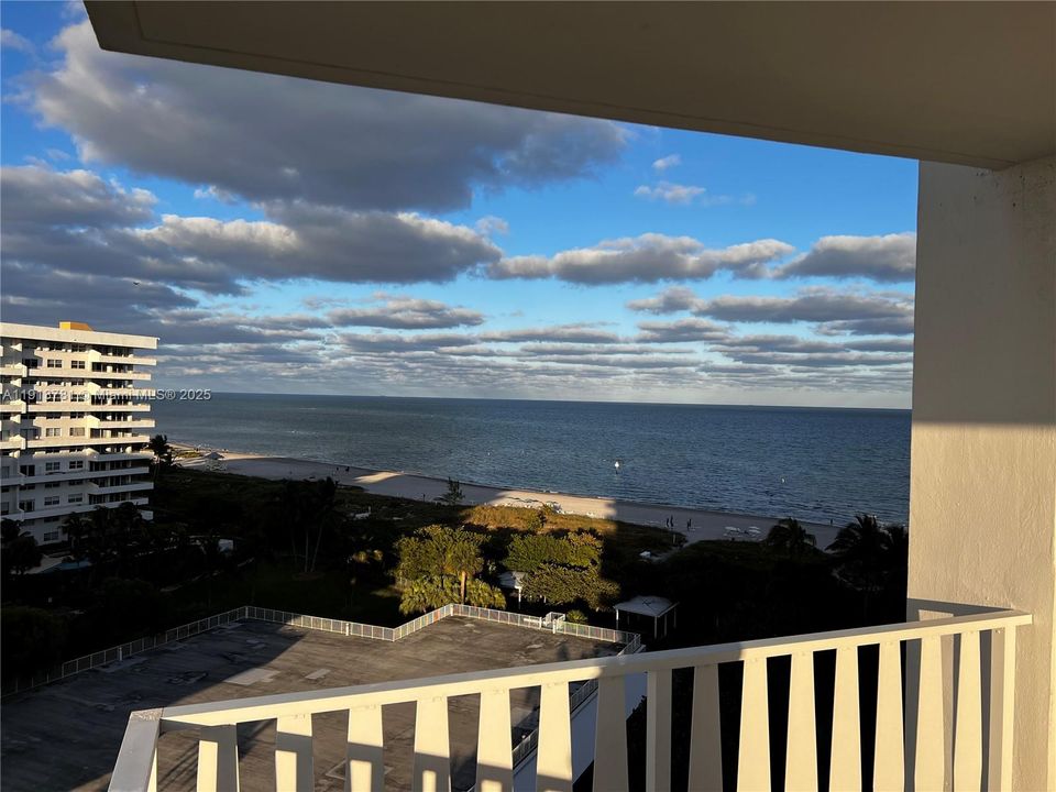 For Rent: $8,000 (2 beds, 2 baths, 1350 Square Feet)