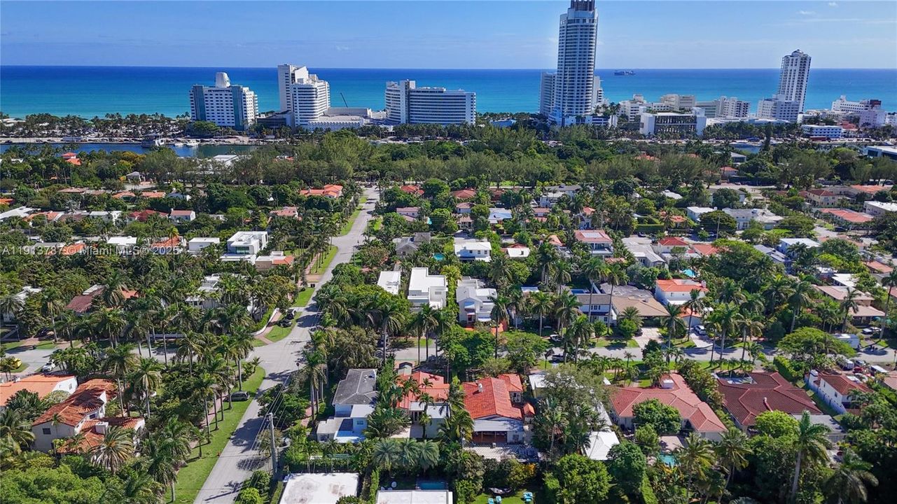 For Sale: $2,600,000 (3 beds, 3 baths, 1877 Square Feet)