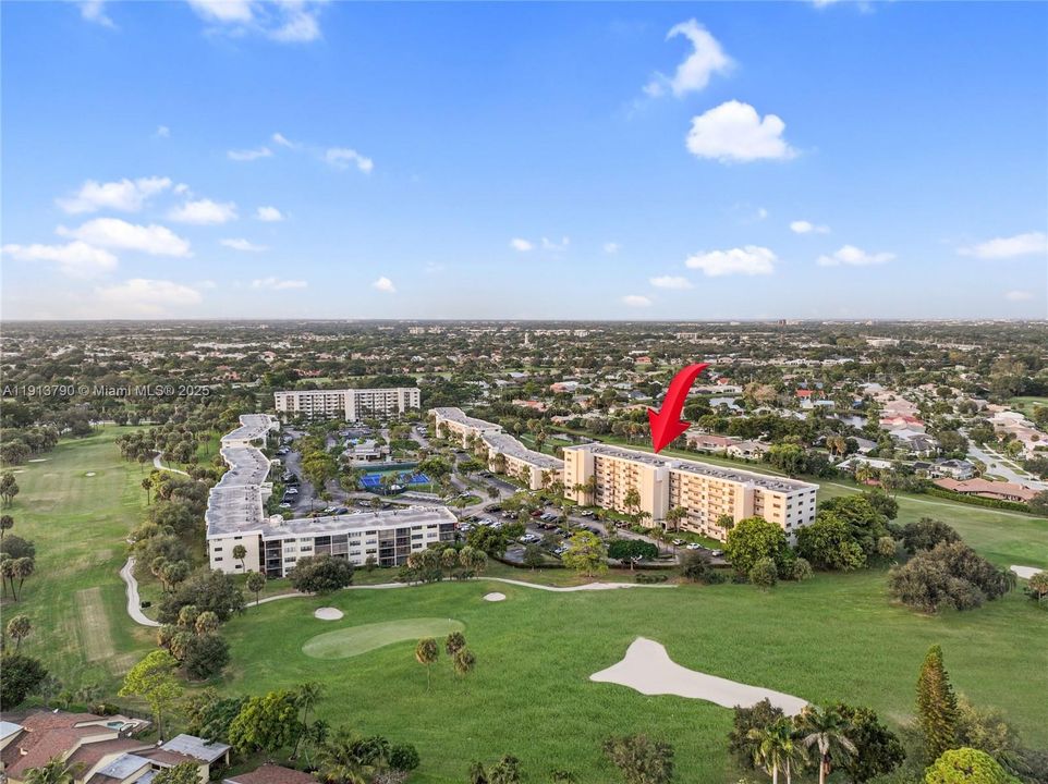 待售: $279,900 (2 贝兹, 2 浴室, 1050 平方英尺)