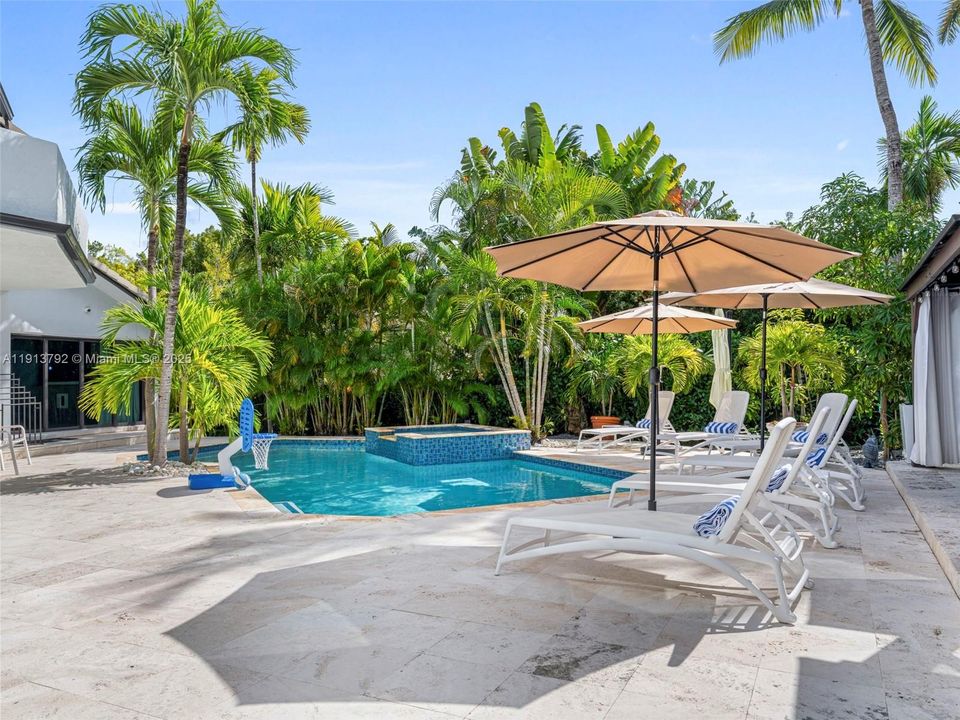 En Venta: $7,900,000 (4 camas, 3 baños, 3673 Pies cuadrados)