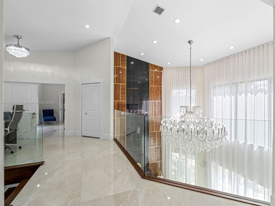 En Venta: $7,900,000 (4 camas, 3 baños, 3673 Pies cuadrados)