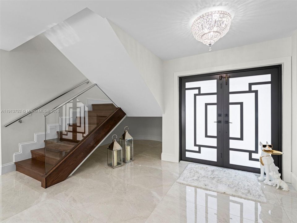 En Venta: $7,900,000 (4 camas, 3 baños, 3673 Pies cuadrados)