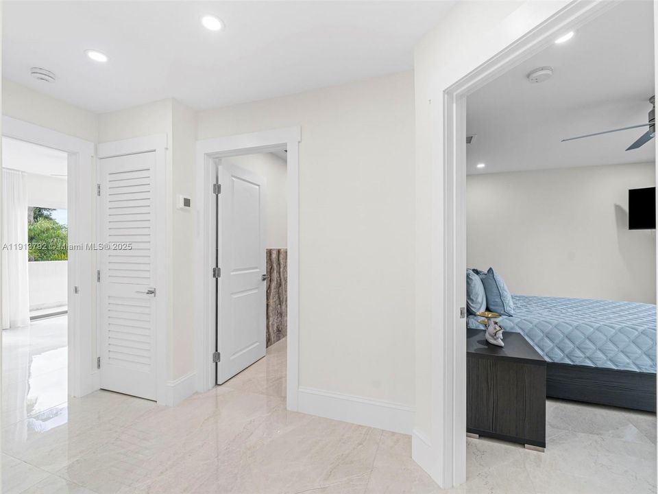 En Venta: $7,900,000 (4 camas, 3 baños, 3673 Pies cuadrados)