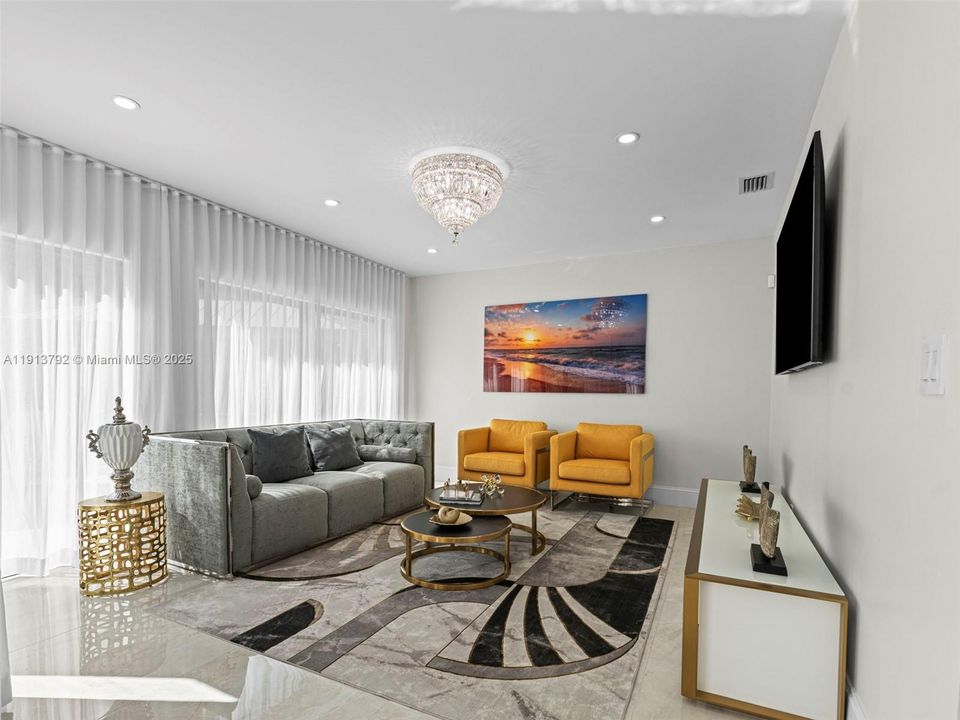 En Venta: $7,900,000 (4 camas, 3 baños, 3673 Pies cuadrados)