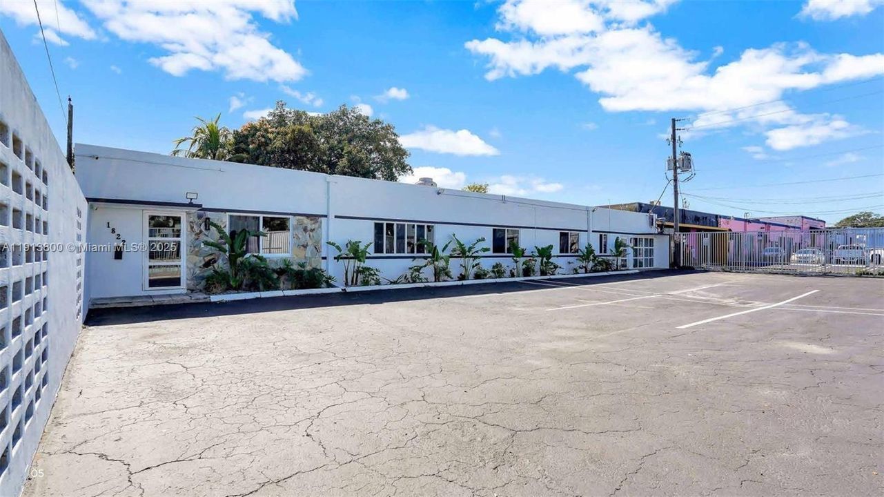 For Rent: $23 (0 beds, 0 baths, 0 Square Feet)