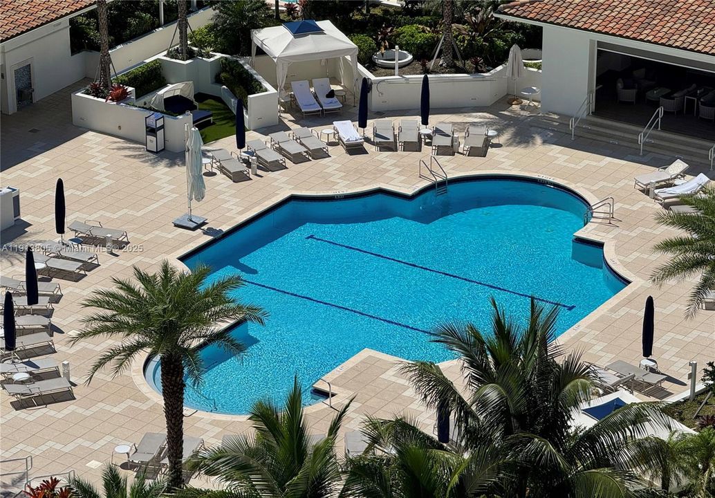 For Sale: $2,790,000 (4 beds, 4 baths, 3340 Square Feet)