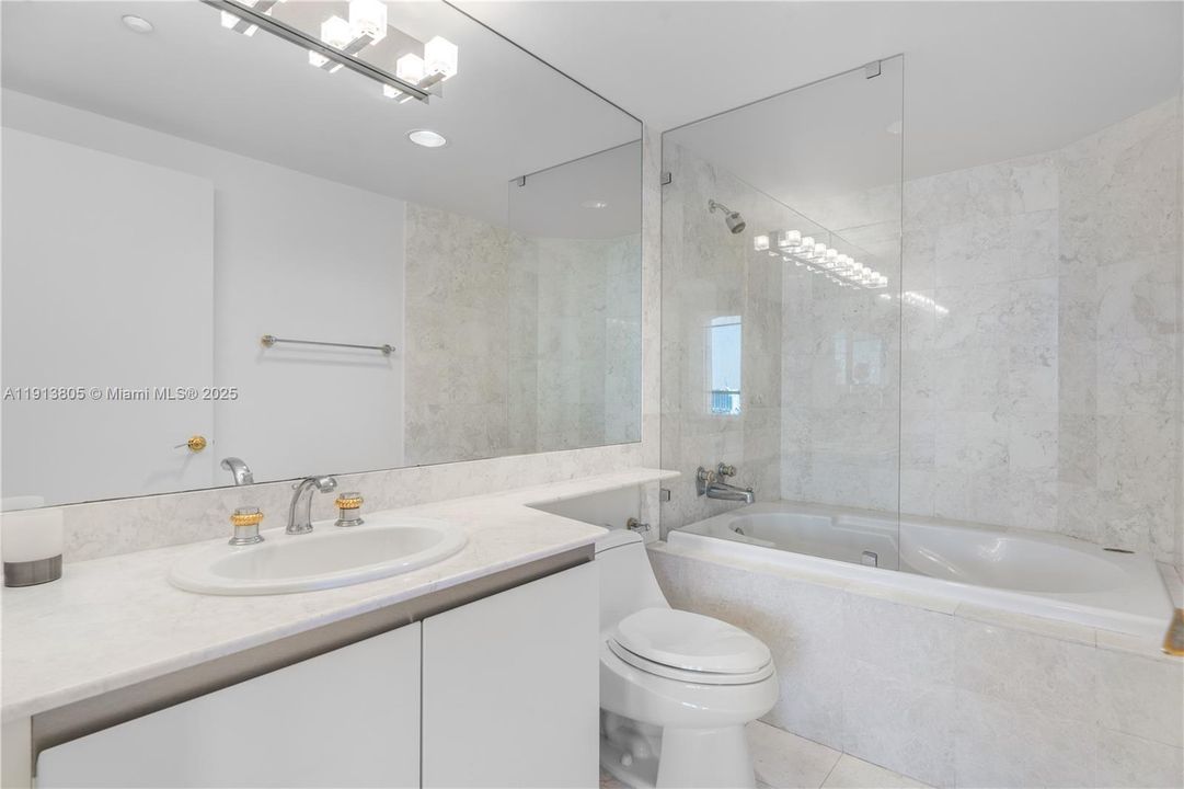 For Sale: $2,790,000 (4 beds, 4 baths, 3340 Square Feet)