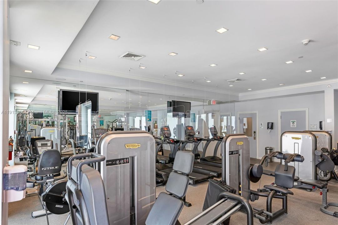 待售: $739,000 (3 贝兹, 2 浴室, 1447 平方英尺)