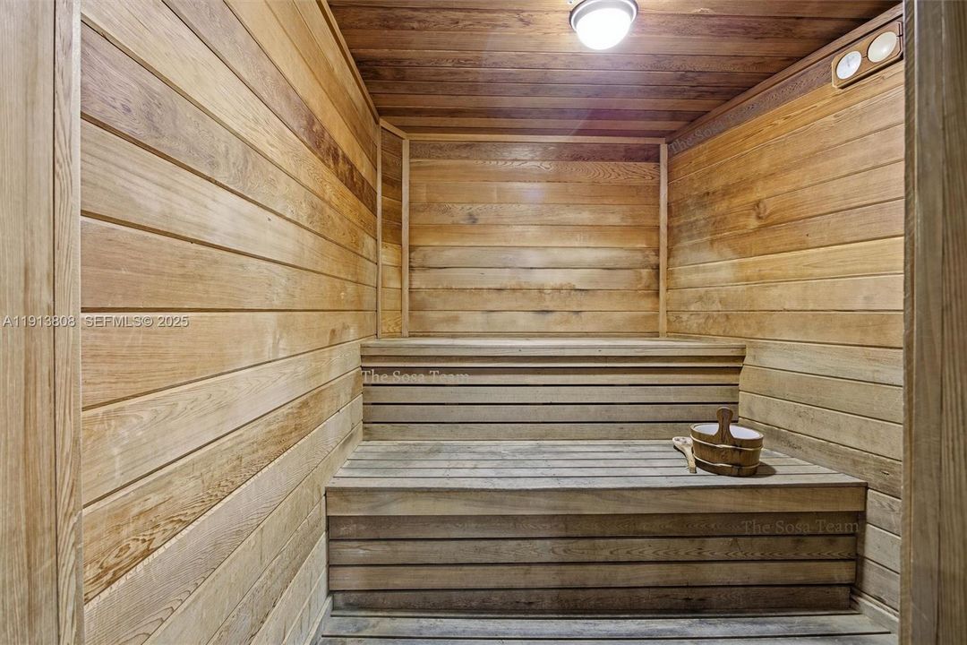 待售: $1,650,000 (3 贝兹, 3 浴室, 2050 平方英尺)