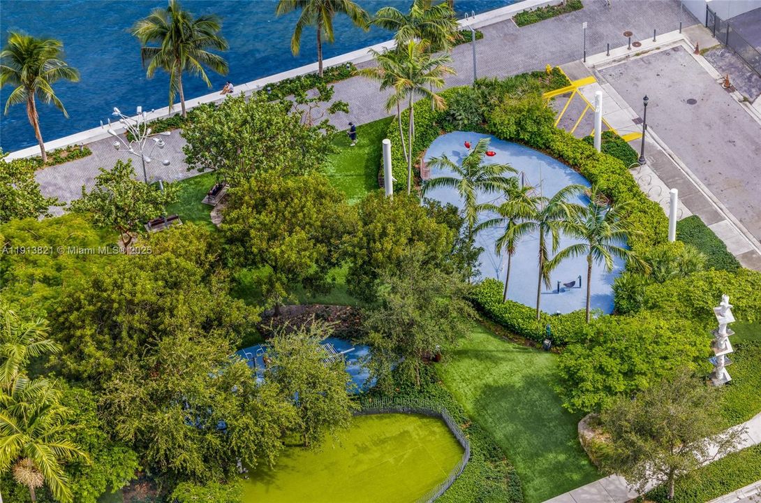 For Rent: $13,000 (3 beds, 3 baths, 1649 Square Feet)