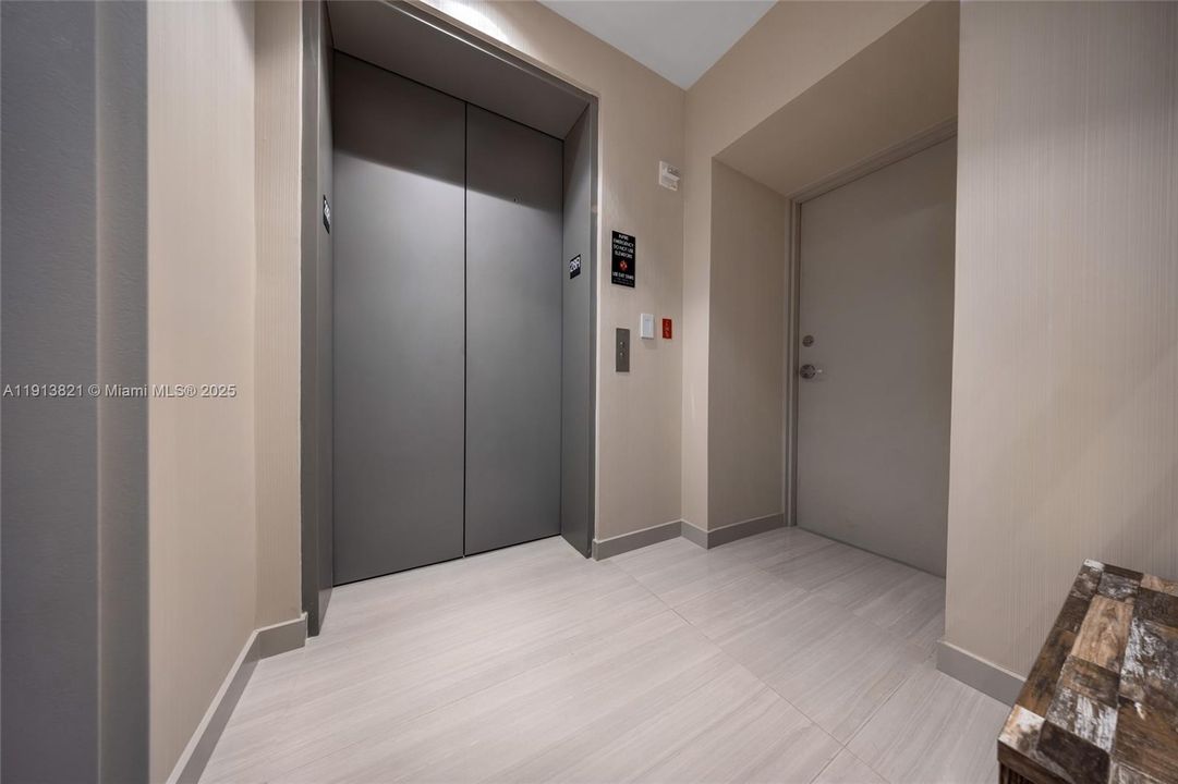 For Rent: $13,000 (3 beds, 3 baths, 1649 Square Feet)