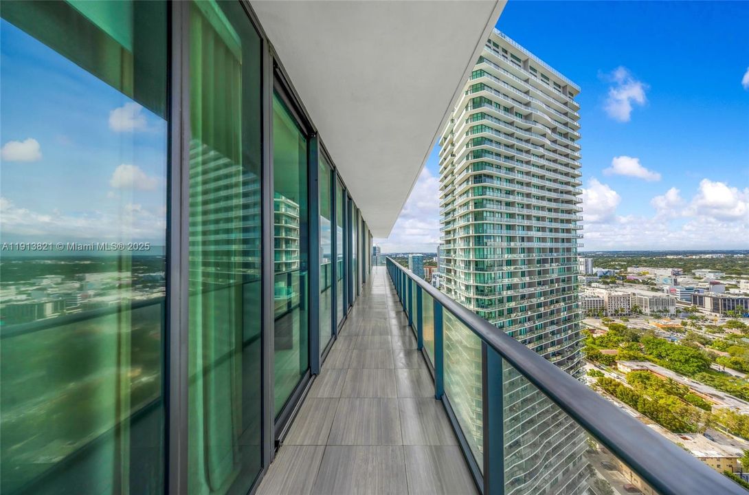 For Rent: $13,000 (3 beds, 3 baths, 1649 Square Feet)