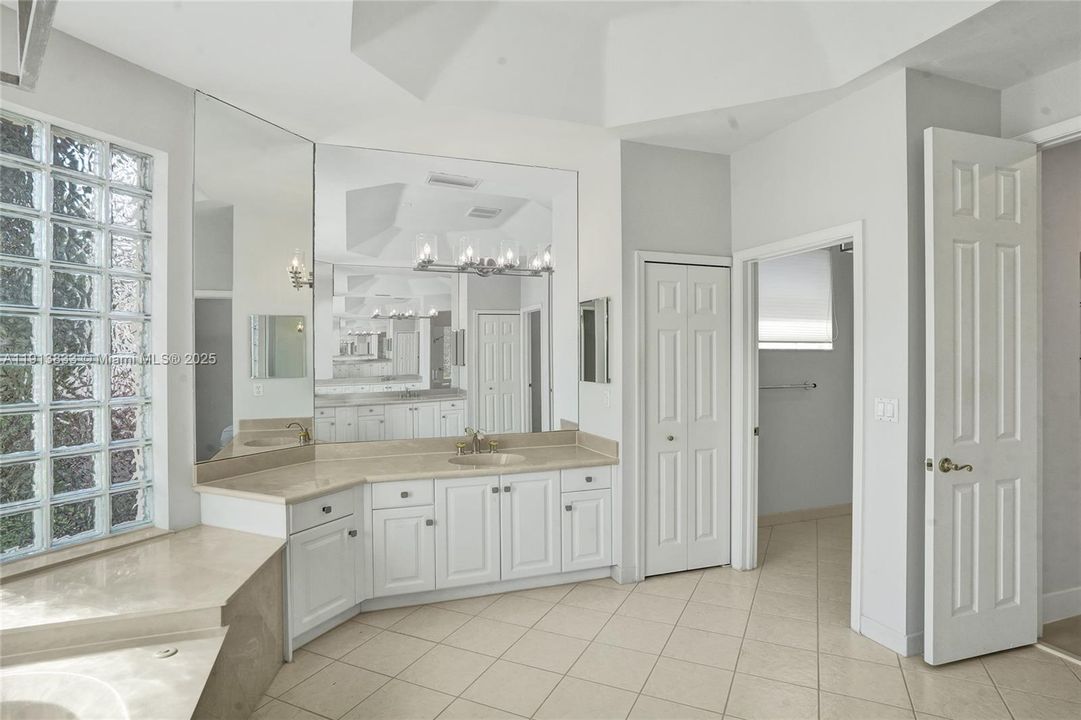 For Sale: $1,600,000 (4 beds, 3 baths, 0 Square Feet)