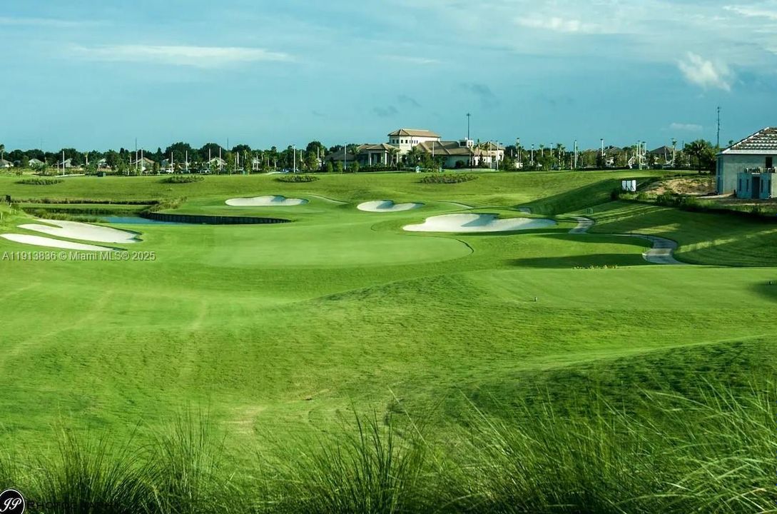 Active With Contract: $357,900 (3 beds, 2 baths, 0 Square Feet)