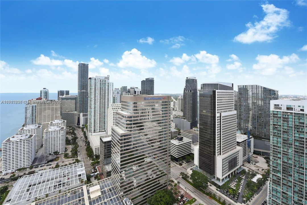 Recientemente alquilado: $6,400 (3 camas, 2 baños, 1450 Pies cuadrados)