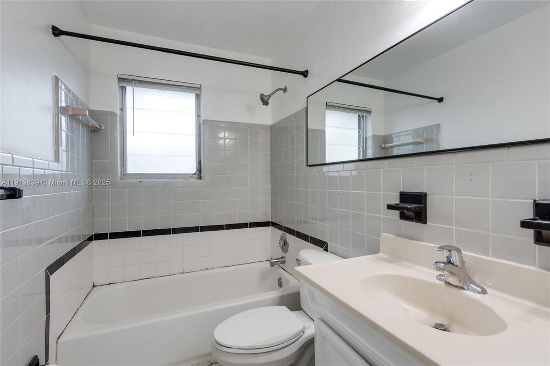 Active With Contract: $1,500,000 (0 beds, 0 baths, 2275 Square Feet)