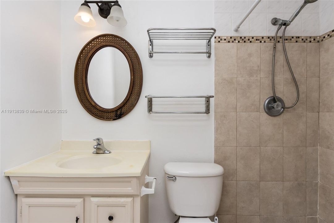 Active With Contract: $1,500,000 (0 beds, 0 baths, 2275 Square Feet)