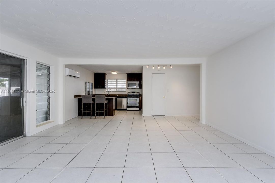 Active With Contract: $1,500,000 (0 beds, 0 baths, 2275 Square Feet)