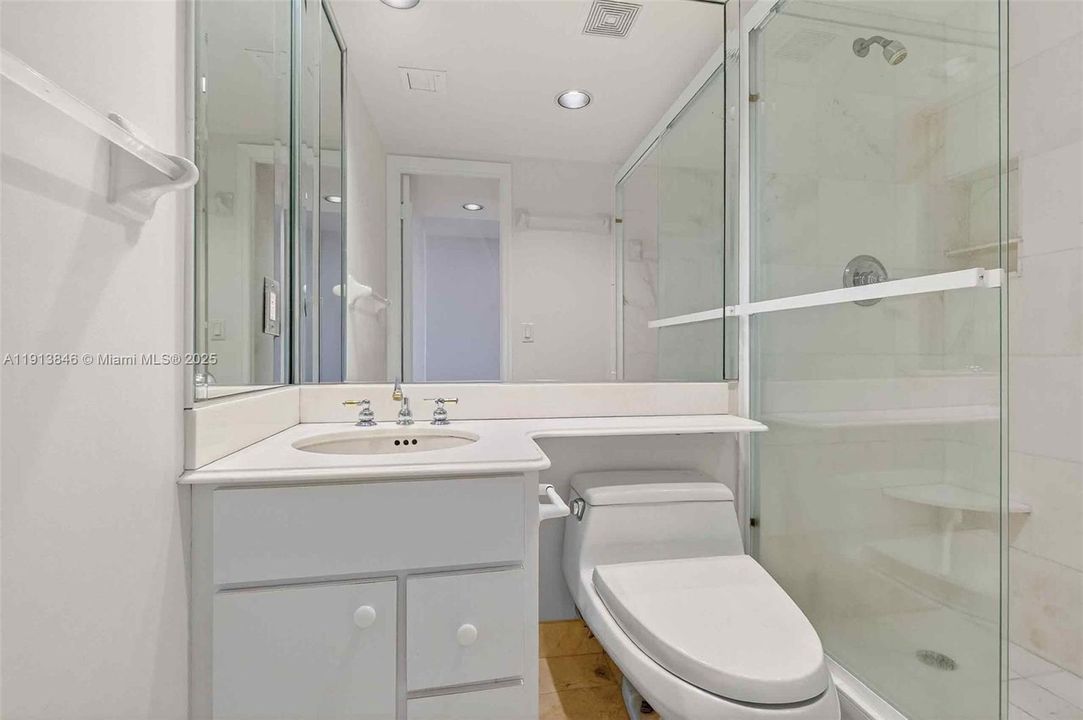 待售: $1,450,000 (2 贝兹, 3 浴室, 1882 平方英尺)