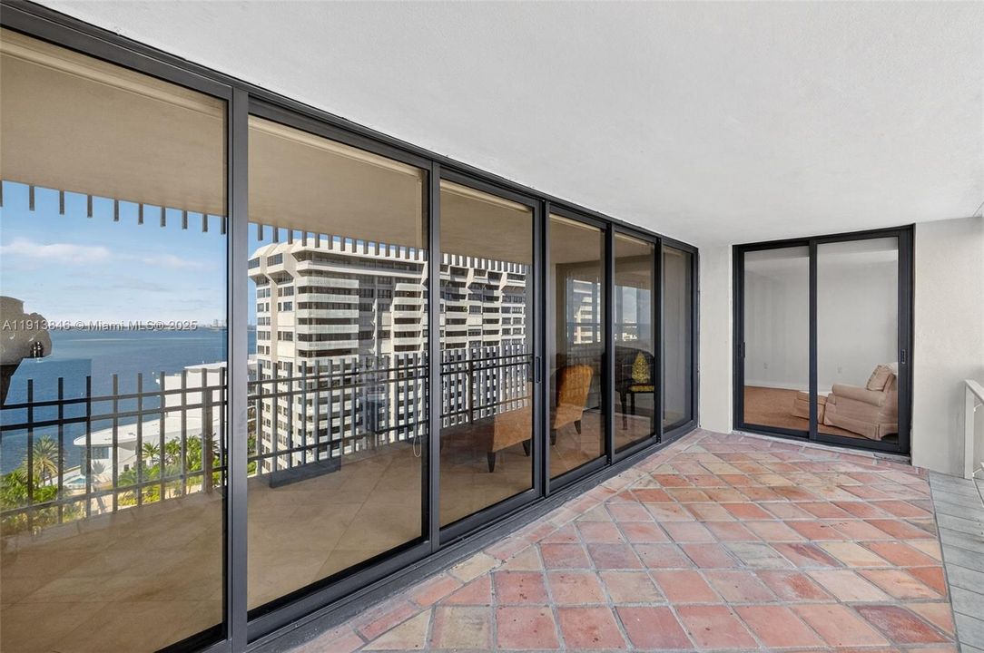 待售: $1,450,000 (2 贝兹, 3 浴室, 1882 平方英尺)