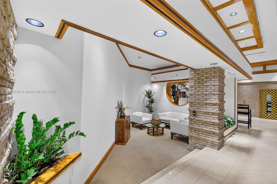 待售: $1,450,000 (2 贝兹, 3 浴室, 1882 平方英尺)