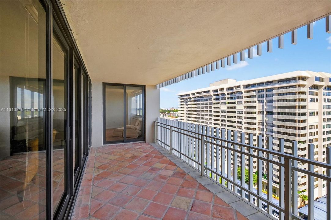 待售: $1,450,000 (2 贝兹, 3 浴室, 1882 平方英尺)