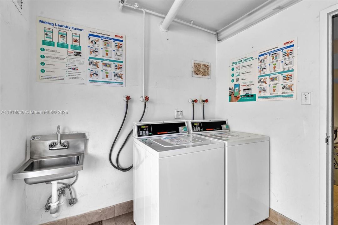 В аренду: $3,550 (1 спален, 1 ванн, 905 Квадратных фут)