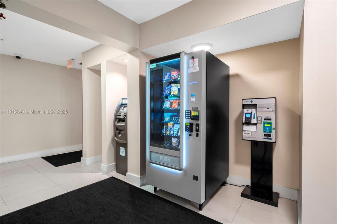 В аренду: $2,350 (1 спален, 1 ванн, 790 Квадратных фут)