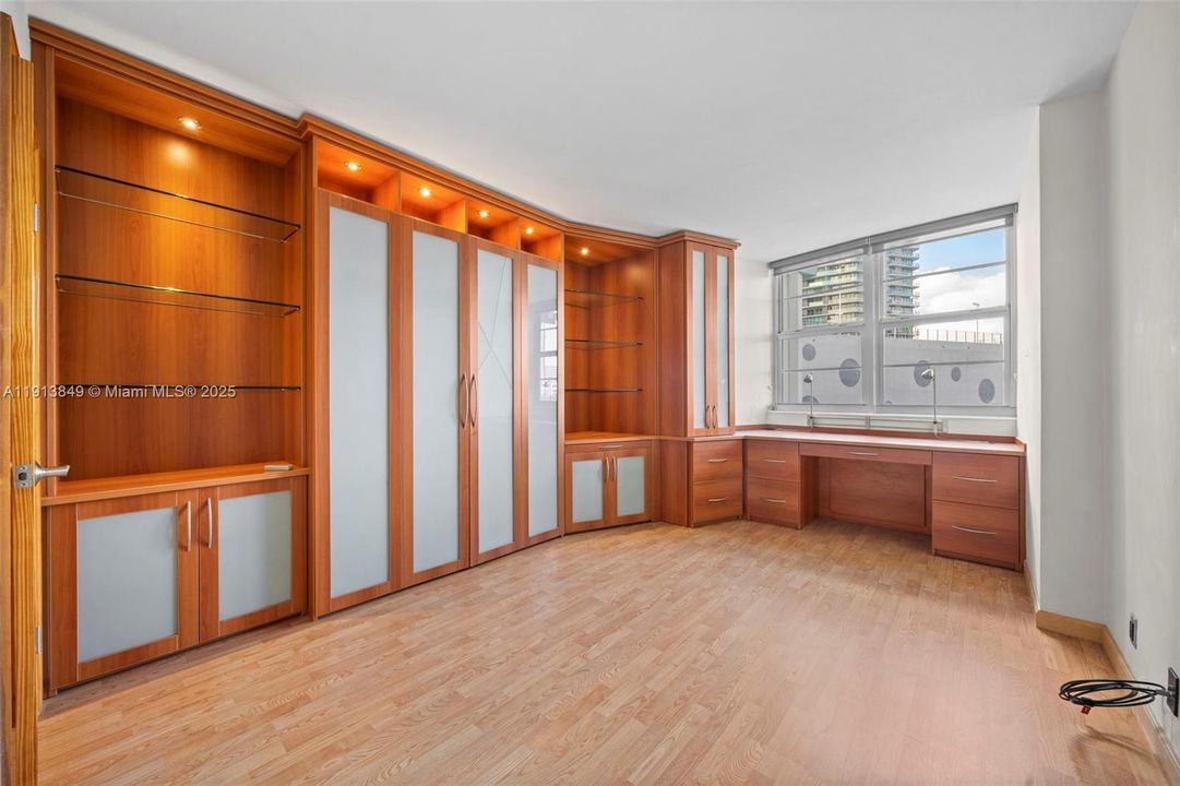 В аренду: $2,350 (1 спален, 1 ванн, 790 Квадратных фут)