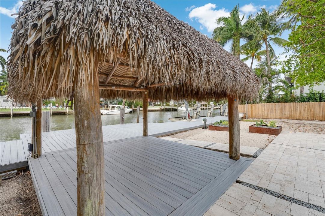 For Rent: $9,000 (3 beds, 2 baths, 2197 Square Feet)