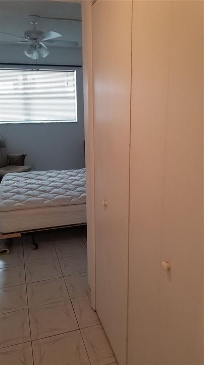 待售: $155,000 (1 贝兹, 1 浴室, 625 平方英尺)